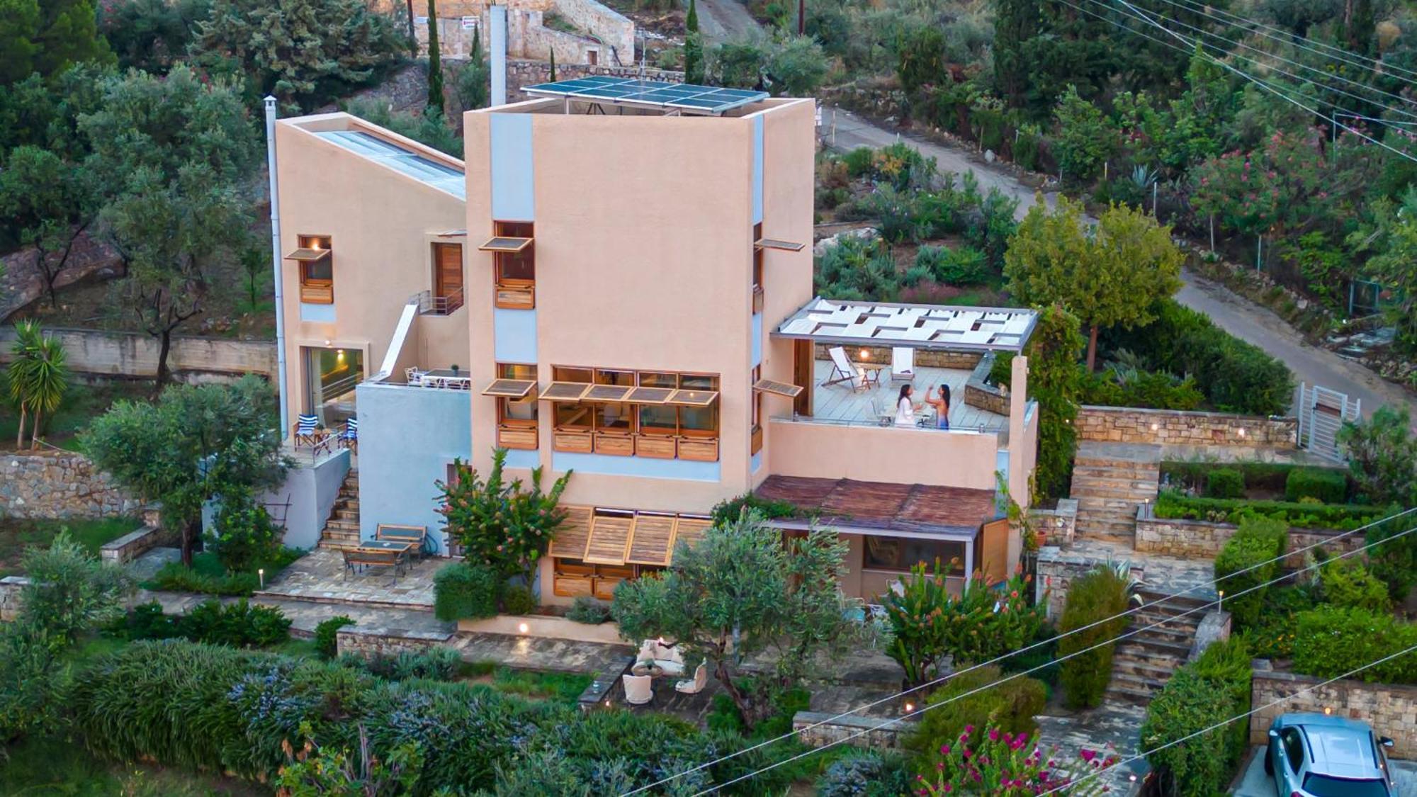 Mani Tower Villa Akrogiali Exterior photo